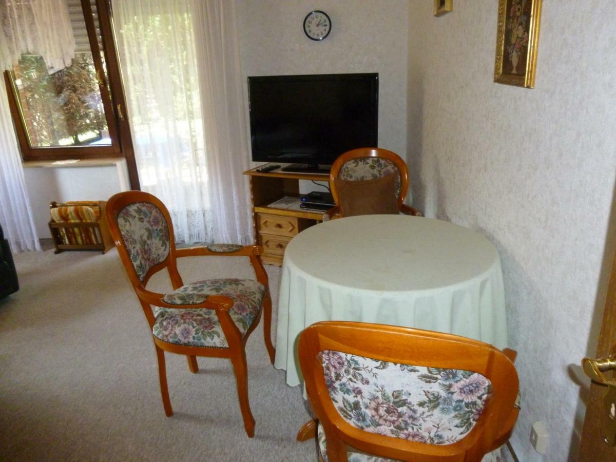 Anton Schuler Appartement Niedenstein Buitenkant foto